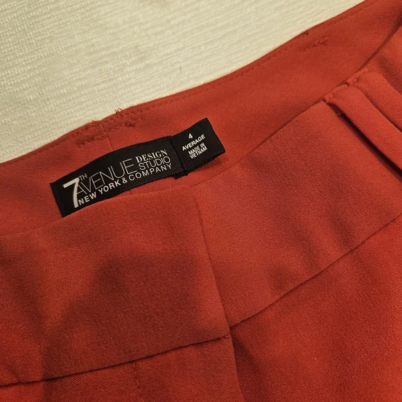 New York & Company Various Boot Cut Pants And Top - Picture 10 of 16